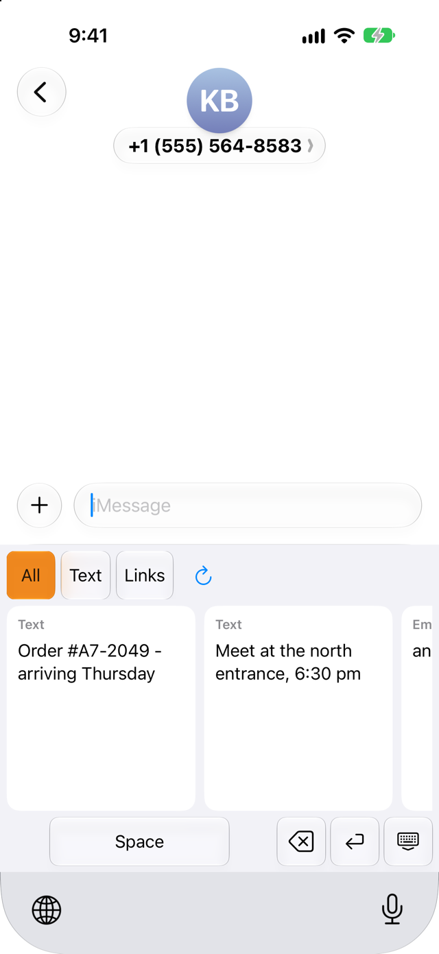 The Pastilo keyboard in Messages: All, Text and Links filters above cards of saved text, with the message field still empty