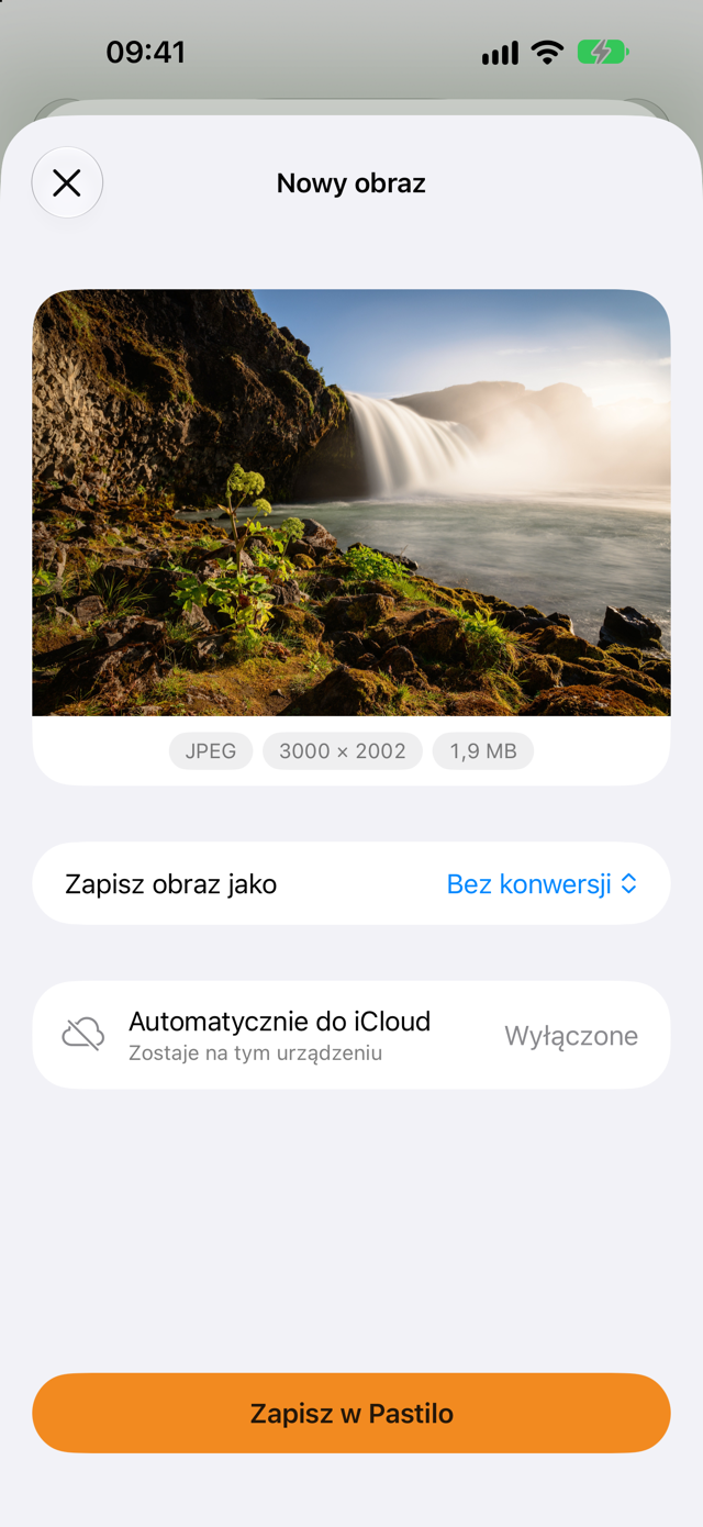 Arkusz udostępniania Pastilo na iPhonie: zdjęcie wodospadu z opisem JPEG, 3000 × 2002 i 1,9 MB, opcja „Zapisz obraz jako” i przycisk „Zapisz w Pastilo”